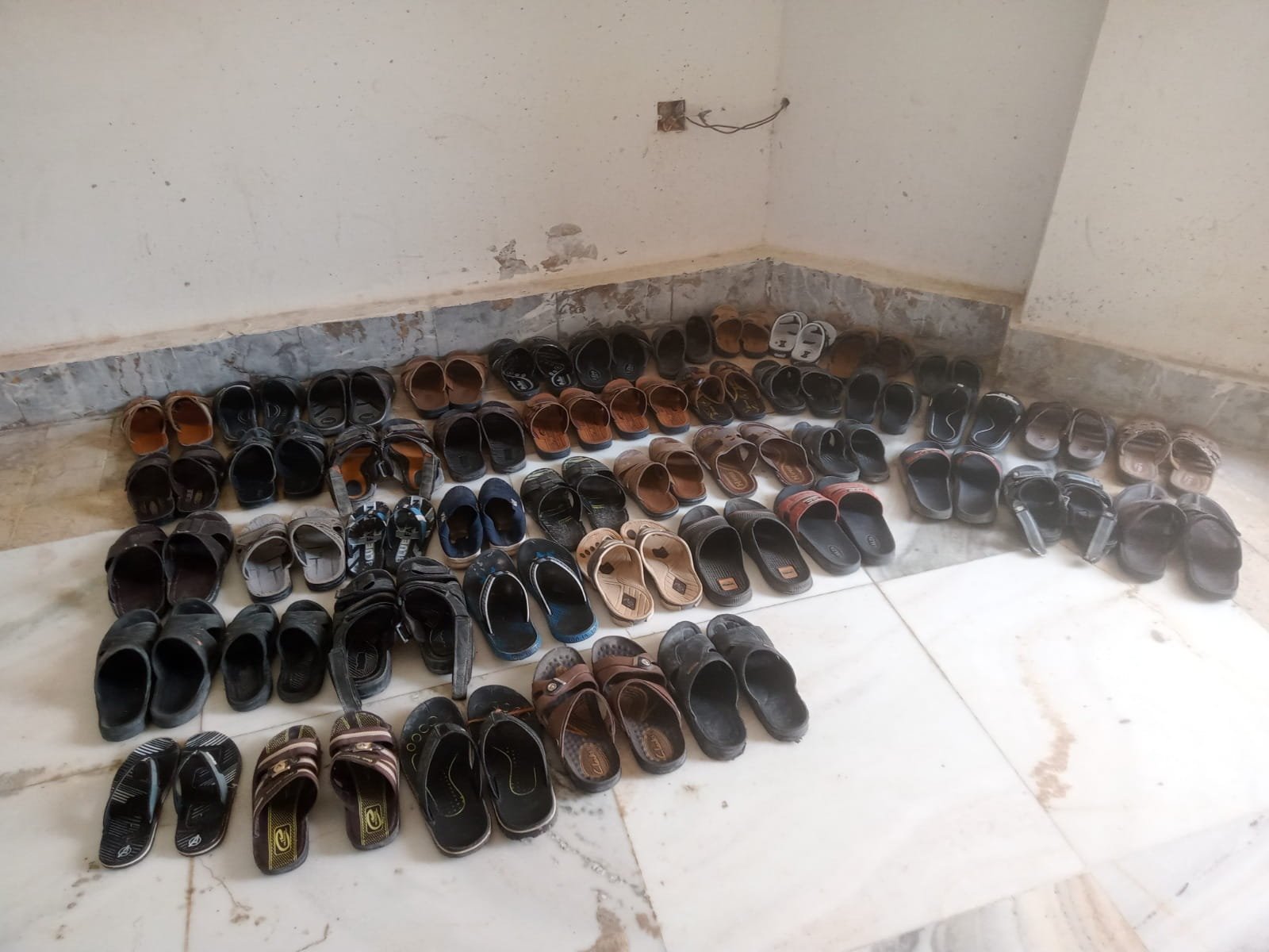 Bin Yousuf Foundation Pakistan shoe distribution campaign